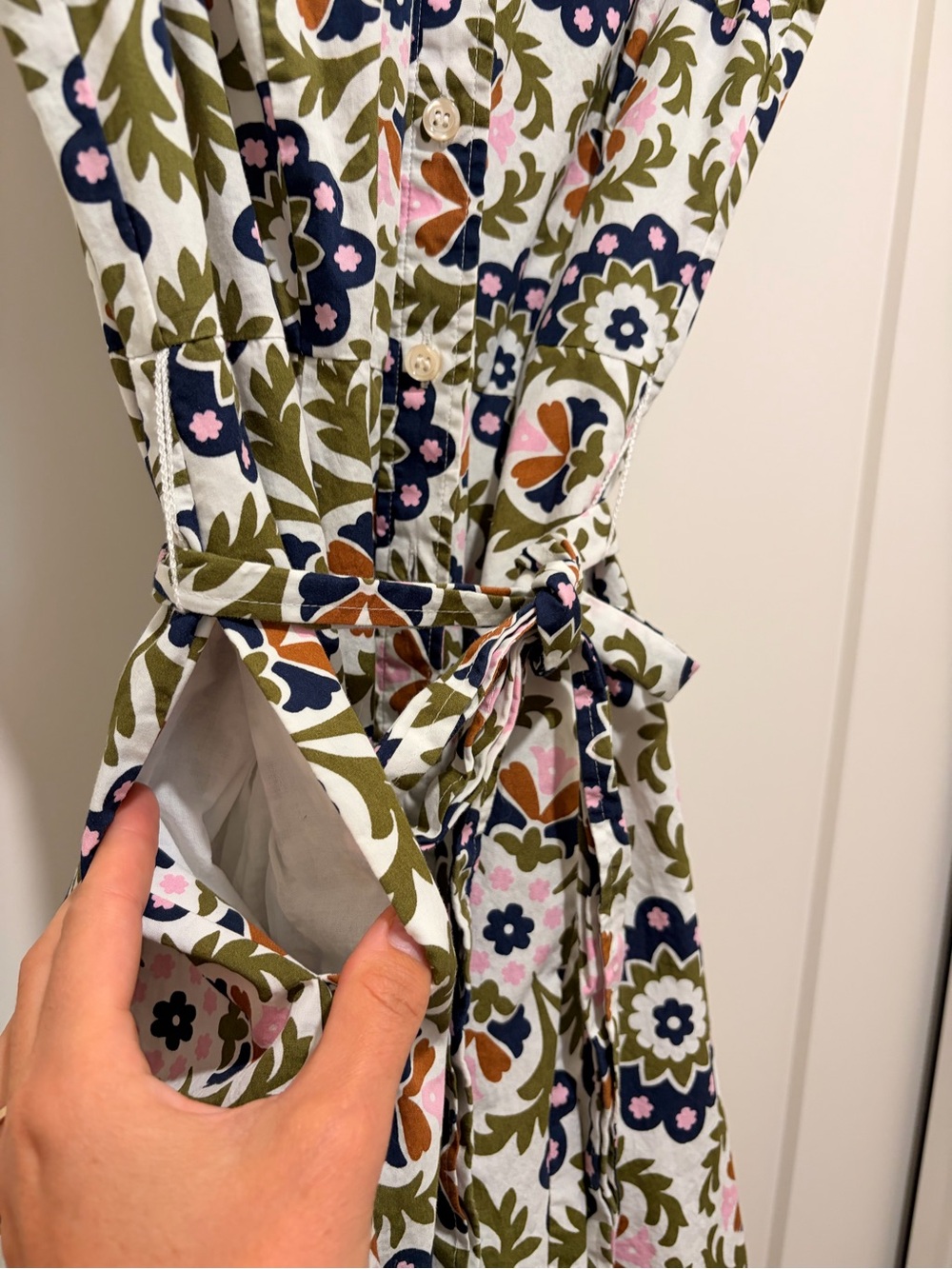 Boden Sleeveless Floral Midi Dress - Picture 5 of 15